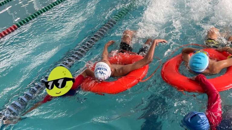 Curso de natación para niños y jóvenes por GEDISA